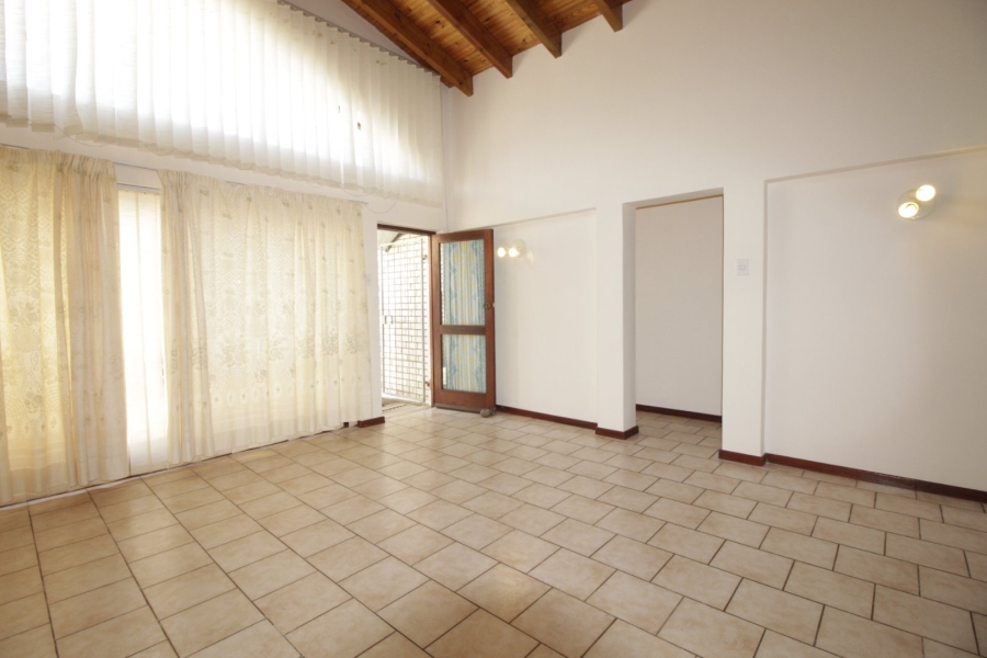 3 Bedroom Property for Sale in Jeffreys Bay Central Eastern Cape